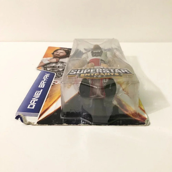 WWE 2014 Daniel Bryan Superstar Mattel Action Figure  Damaged Box - Picture 8 of 16